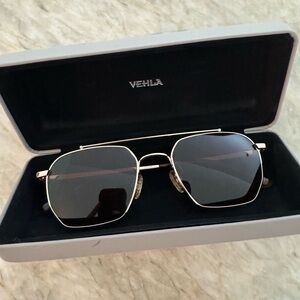 Vehla Bowie Gold Sunglasses